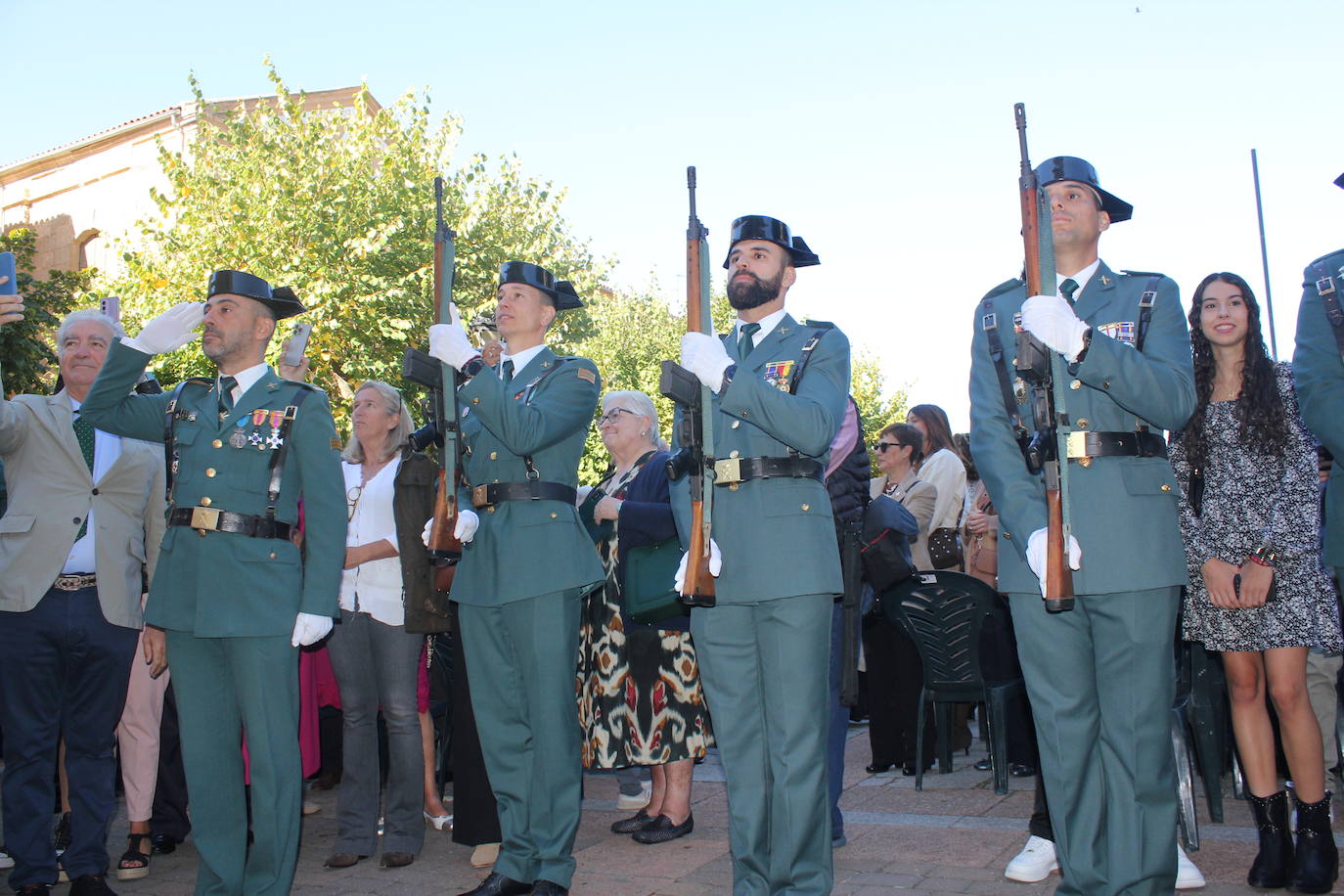 Solemnidad y fidelidad a la bandera, en los actos de la Guardia Civil de Ciudad Rodrigo