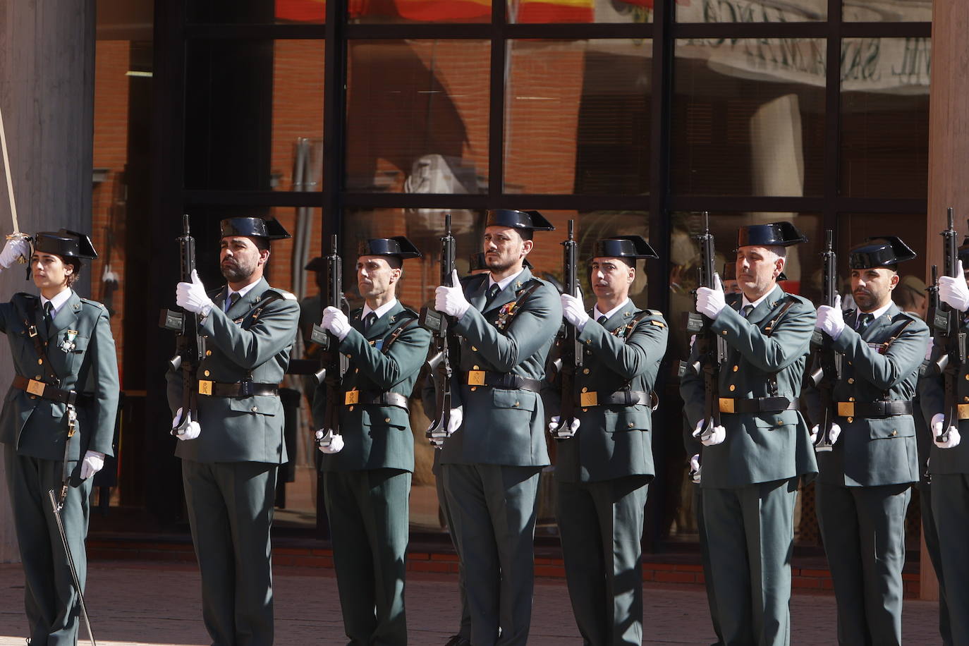 La celebración de la Guardia Civil por el Día del Pilar, en imágenes