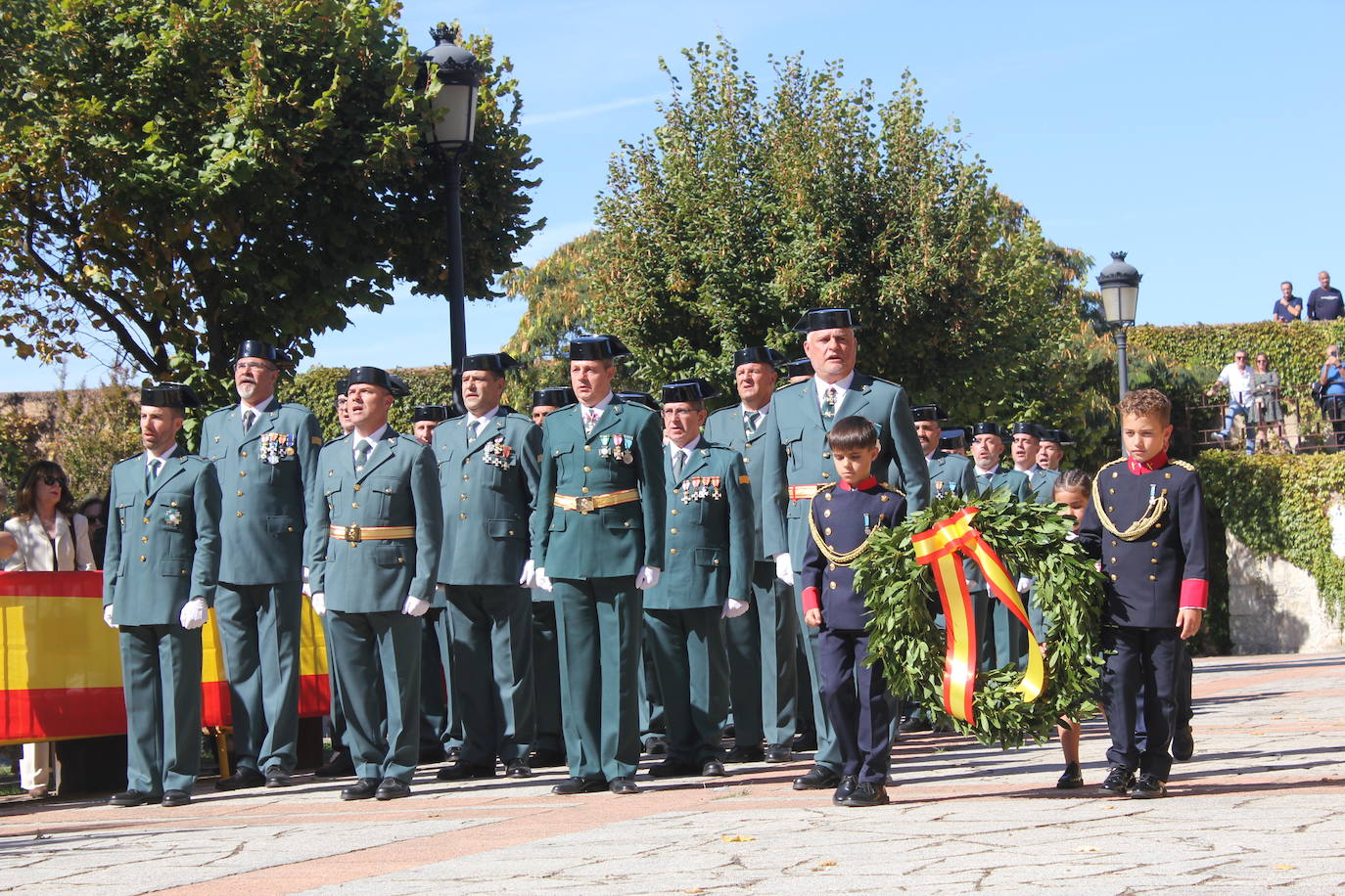 Solemnidad y fidelidad a la bandera, en los actos de la Guardia Civil de Ciudad Rodrigo