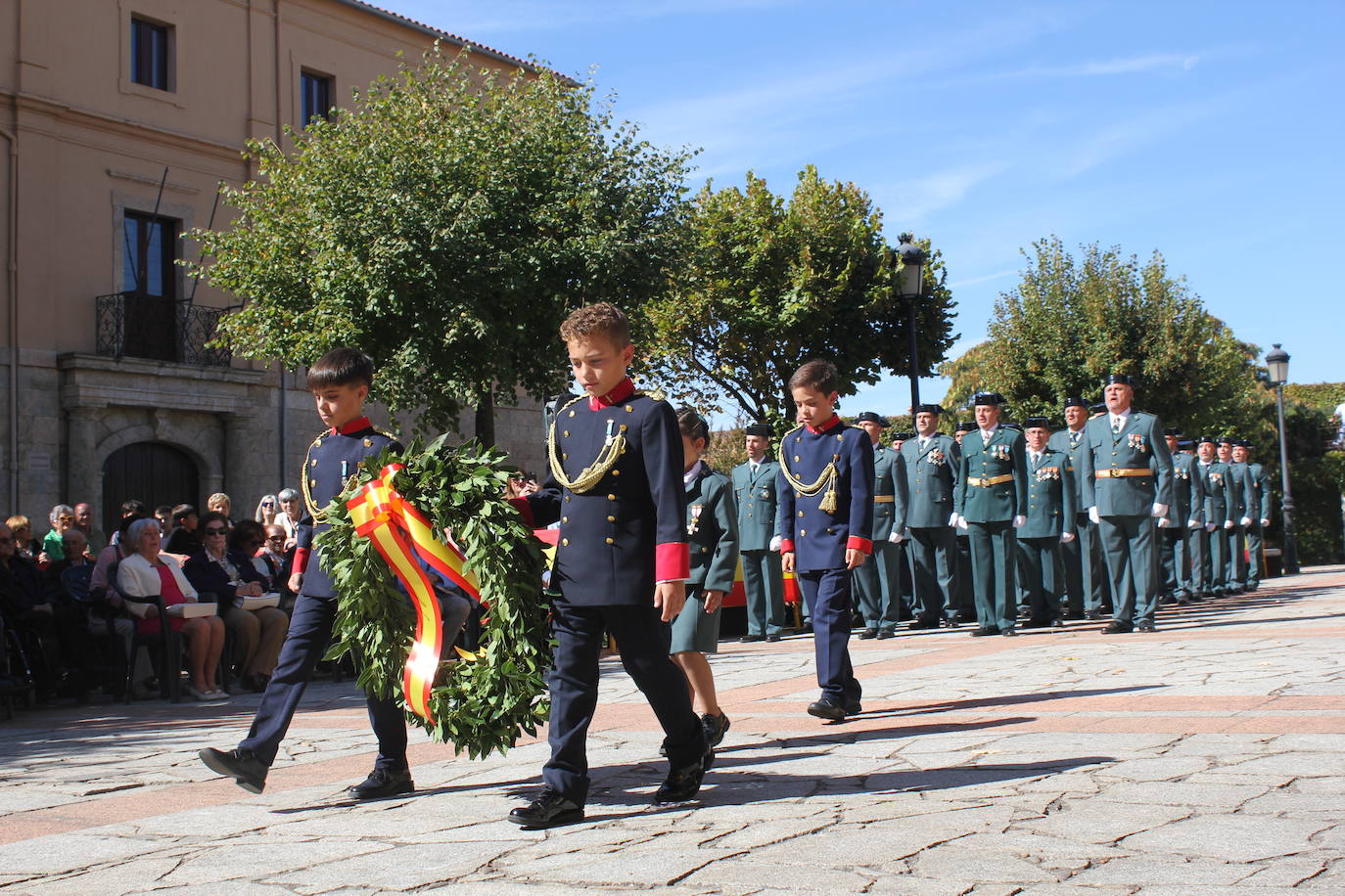 Solemnidad y fidelidad a la bandera, en los actos de la Guardia Civil de Ciudad Rodrigo