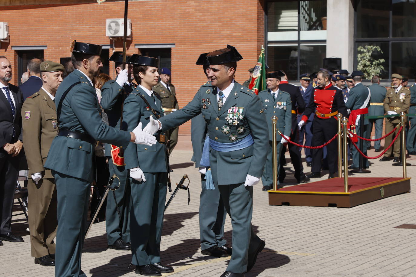 La celebración de la Guardia Civil por el Día del Pilar, en imágenes