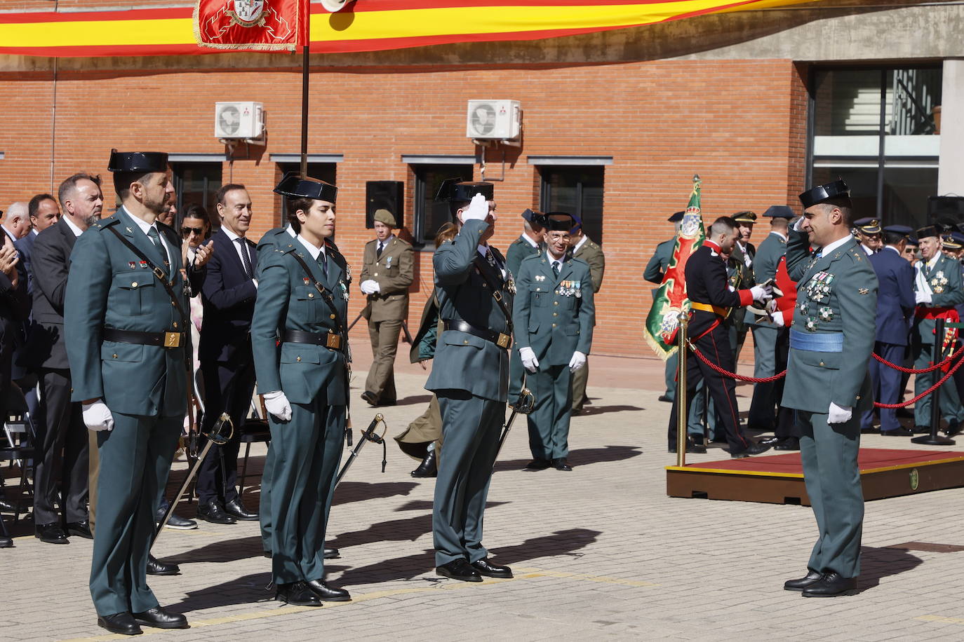 La celebración de la Guardia Civil por el Día del Pilar, en imágenes