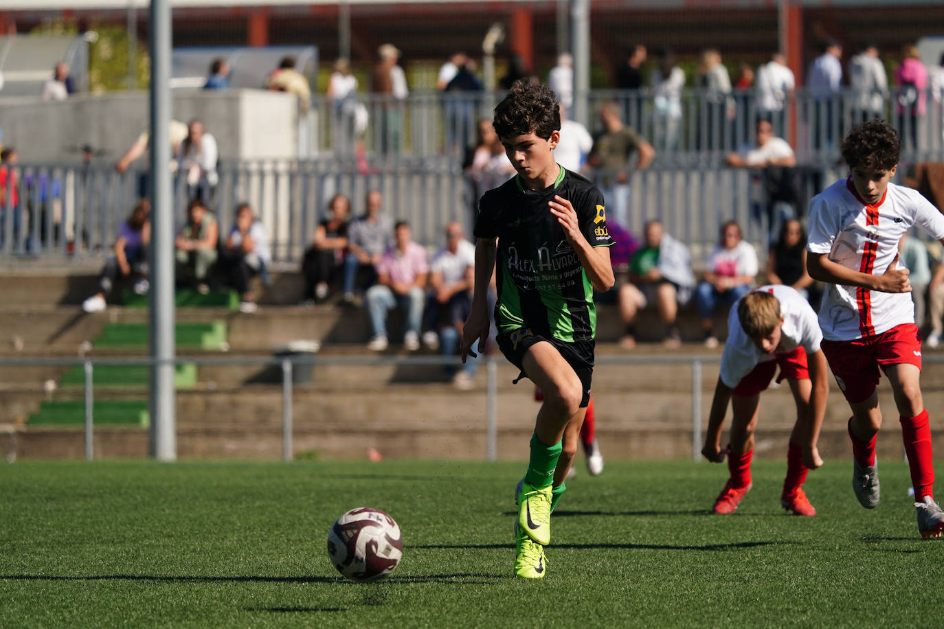 La jornada del fútbol base salmantino, en imágenes