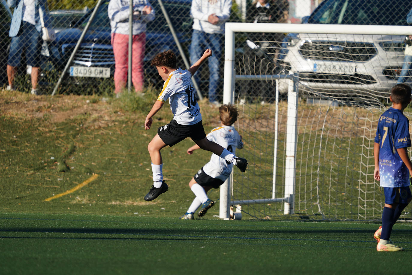 La jornada del fútbol base salmantino, en imágenes