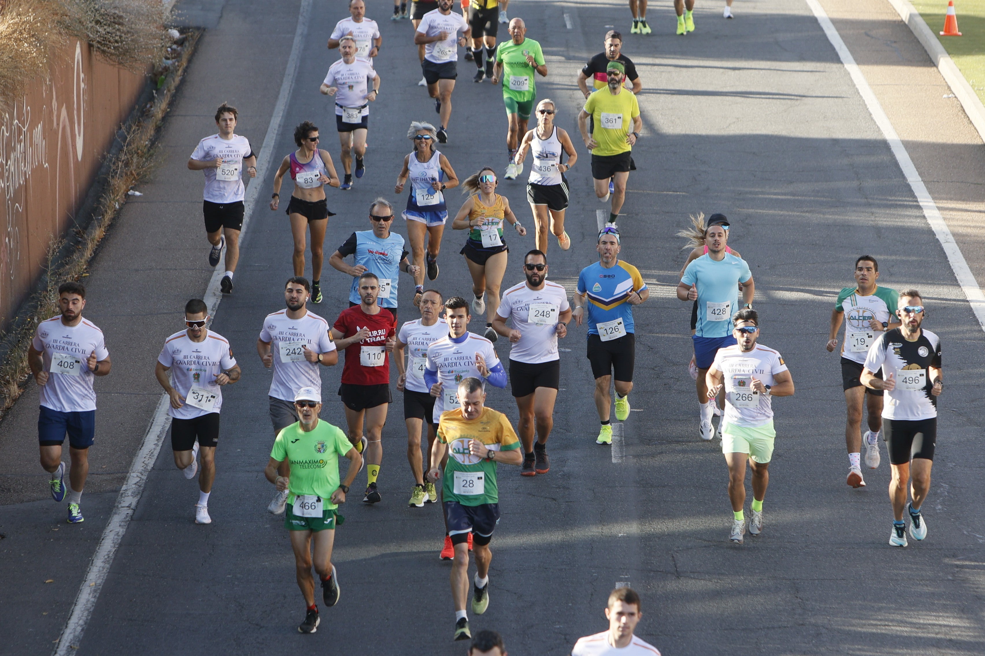 La Guardia Civil impulsa una marea solidaria