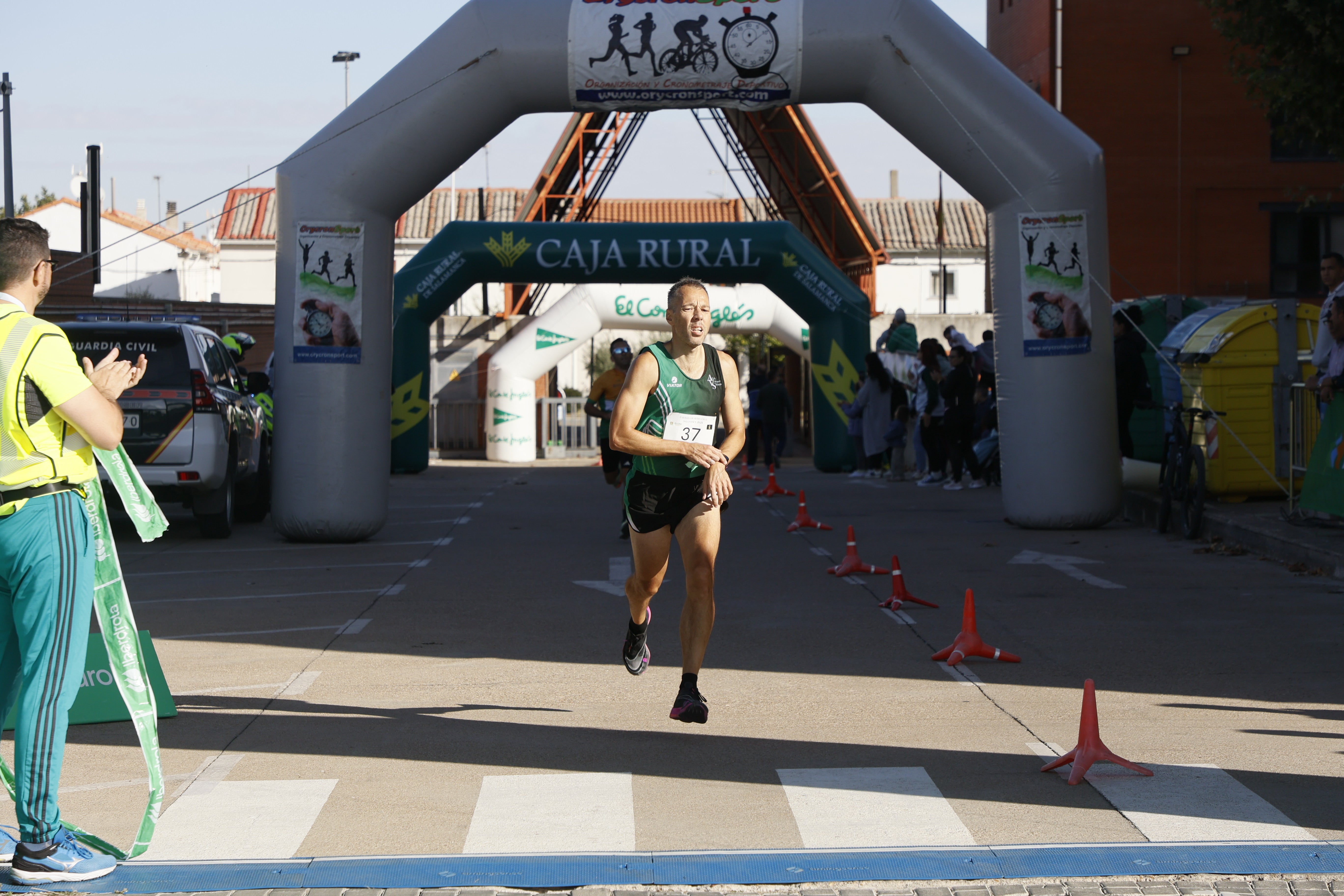 La Guardia Civil impulsa una marea solidaria