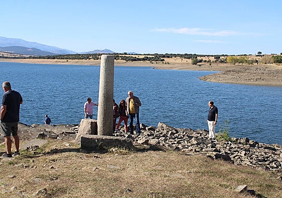 Los responsables de Patrimonio visitaron la villa. En la imagen, entorno de la antigua ermita de San Juan