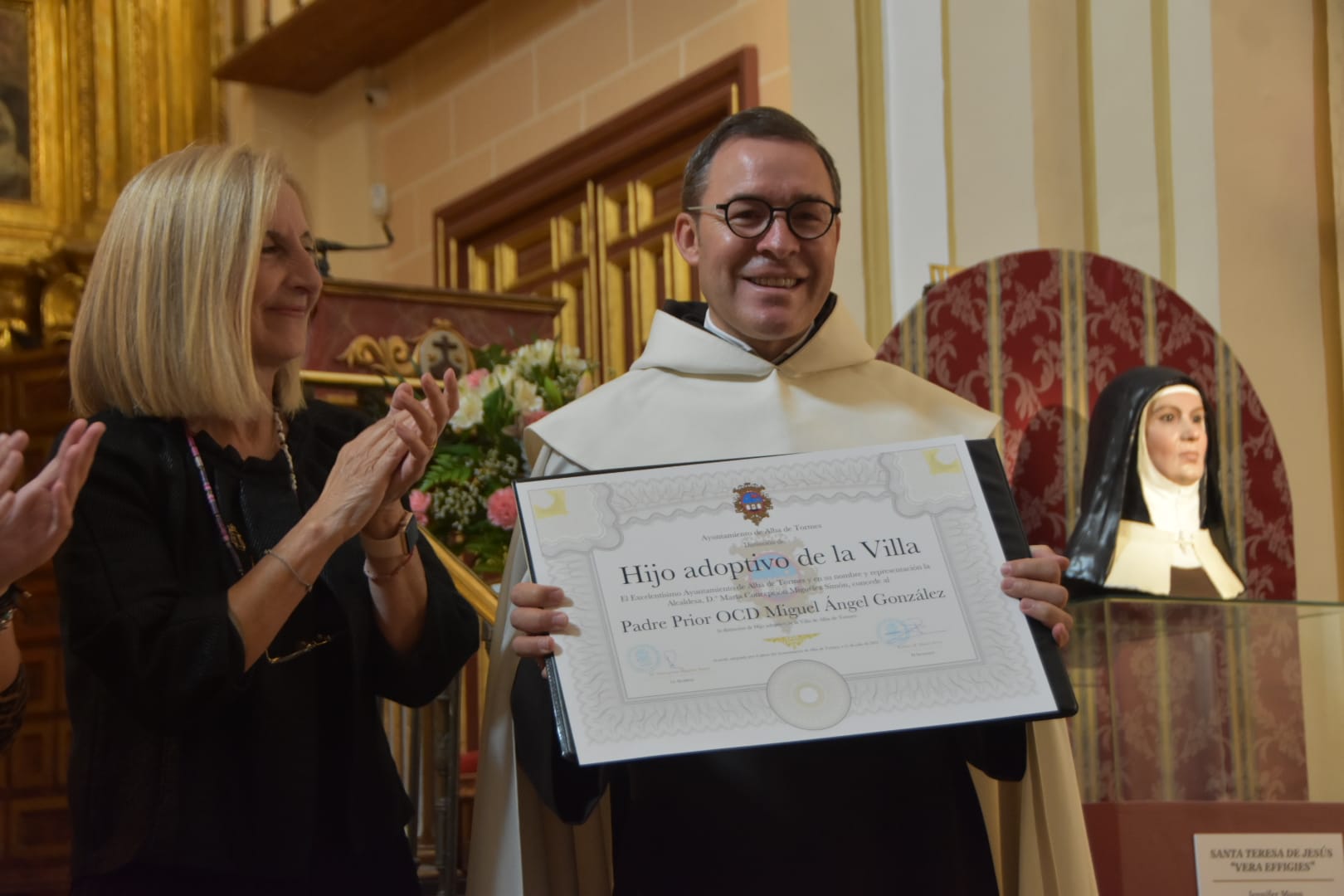 Alba de Tormes celebra el día grande de Santa Teresa con un nuevo Hijo Adoptivo