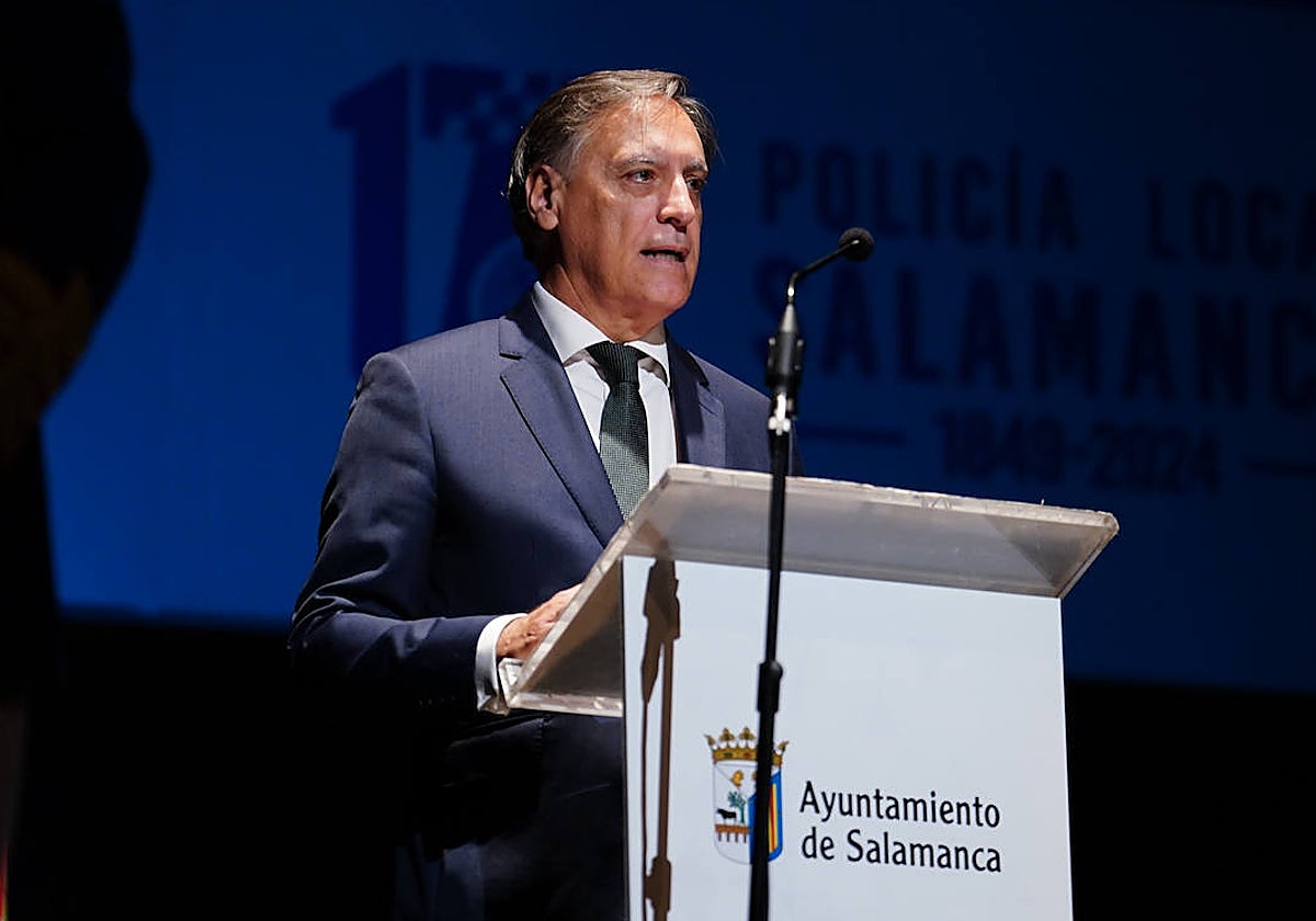 Carlos García Carbayo en el acto del Día de la Policía Local