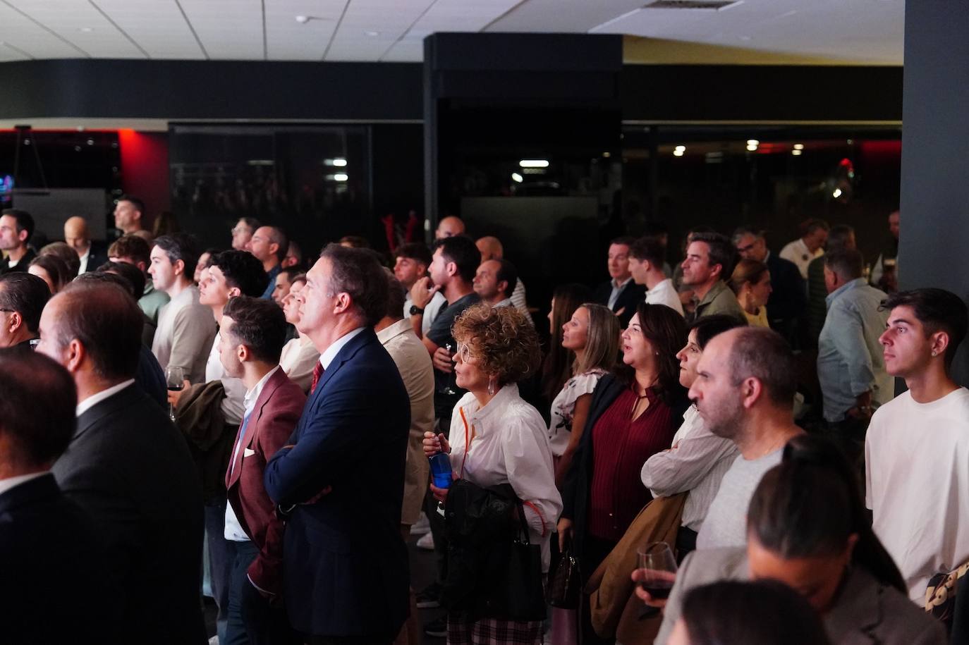 Adarsa presenta el nuevo CLA 250 Plus, su nuevo modelo 100% eléctrico