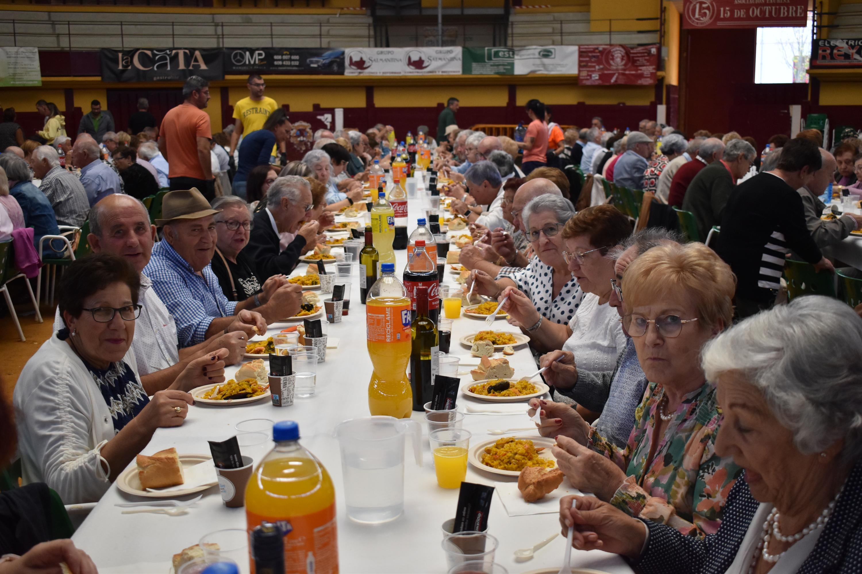 Alba de Tormes rinde tributo a sus mayores durante las fiestas de Santa Teresa