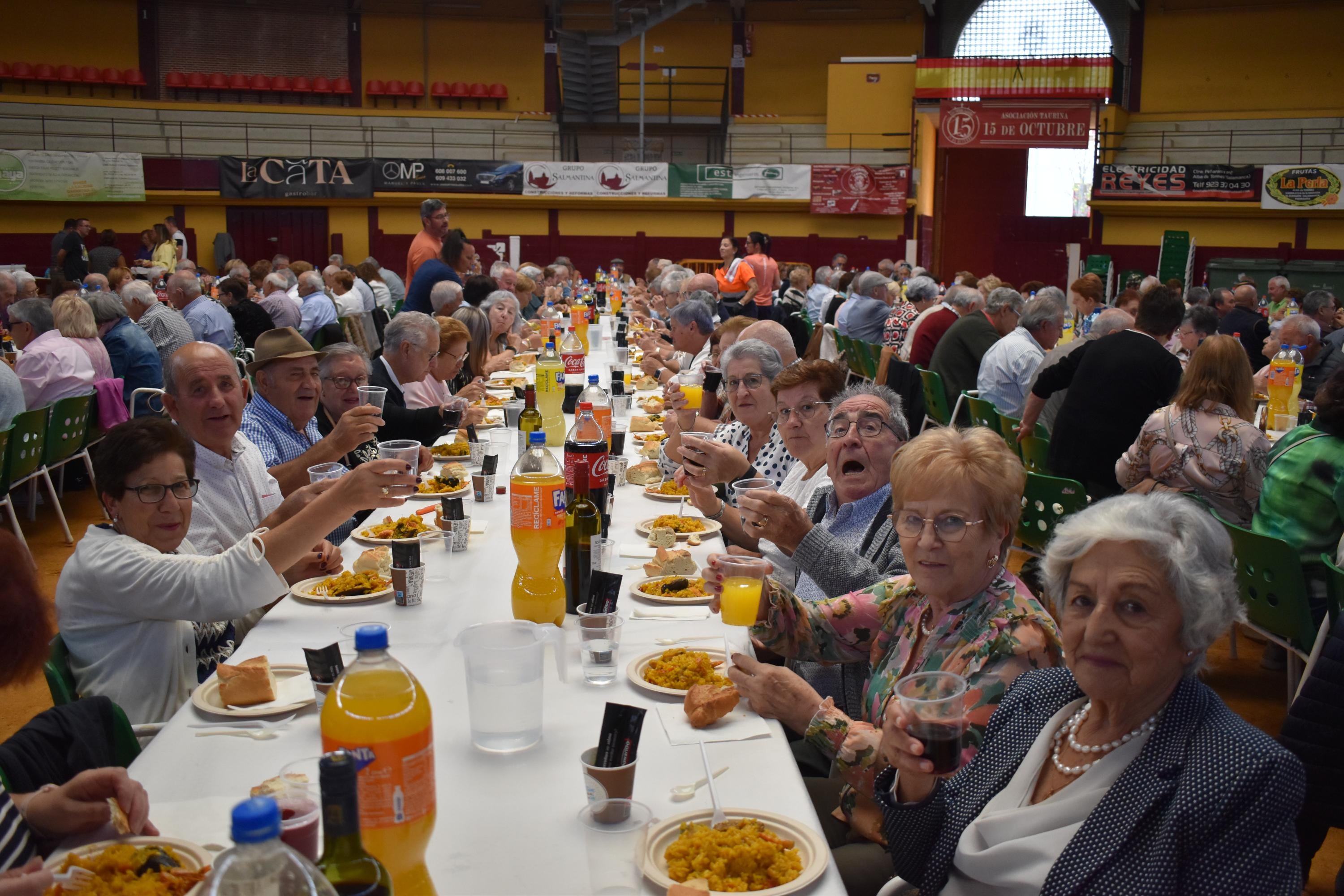 Alba de Tormes rinde tributo a sus mayores durante las fiestas de Santa Teresa
