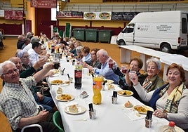 Comida de mayores en Alba de Tormes