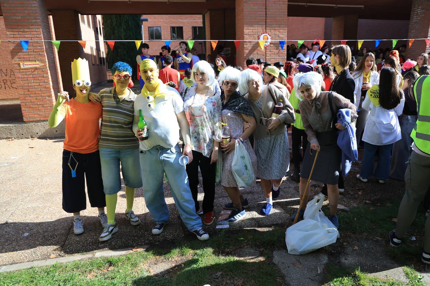 Así viven los estudiantes de Medicina sus fiestas en honor a San Lucas