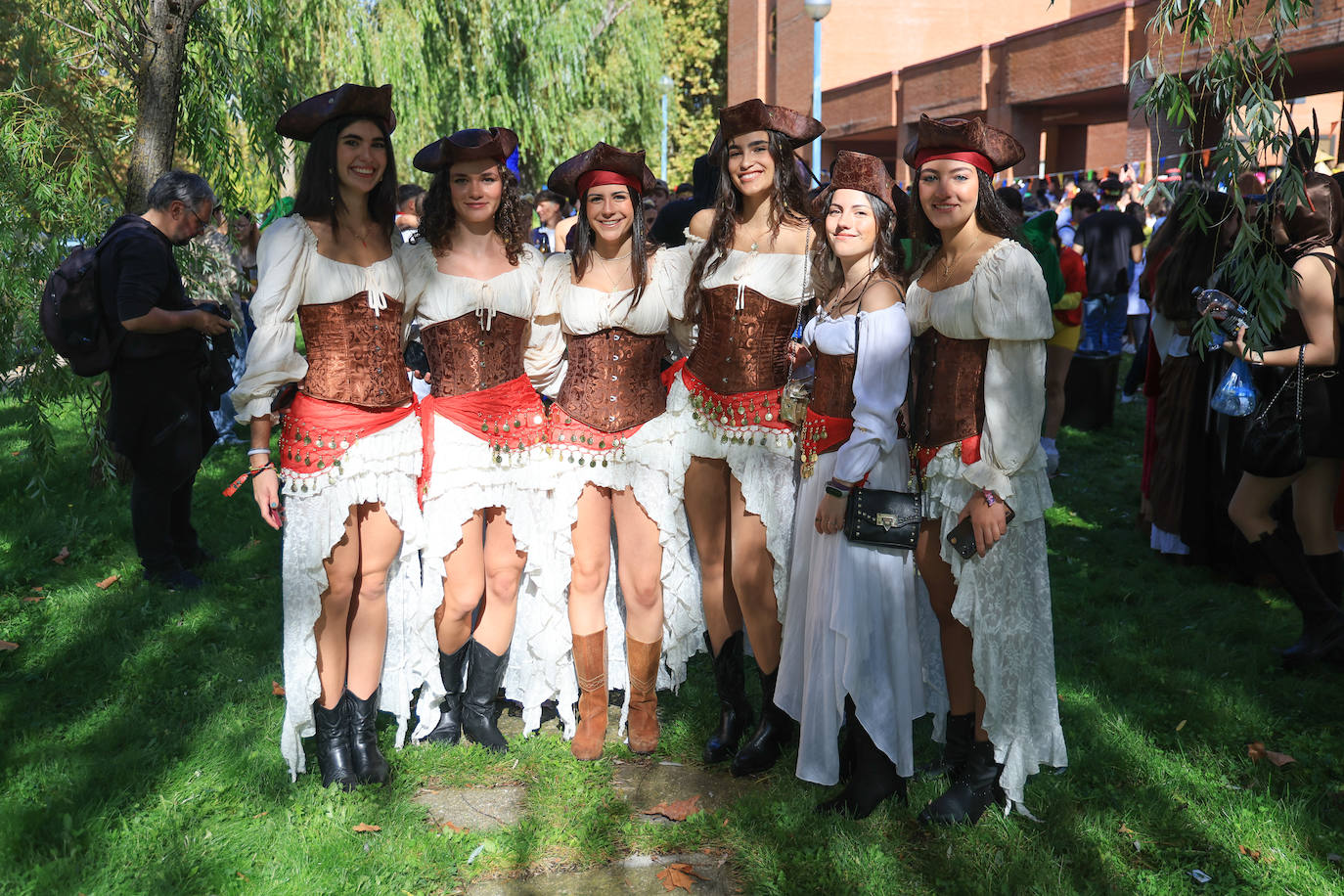 Así viven los estudiantes de Medicina sus fiestas en honor a San Lucas