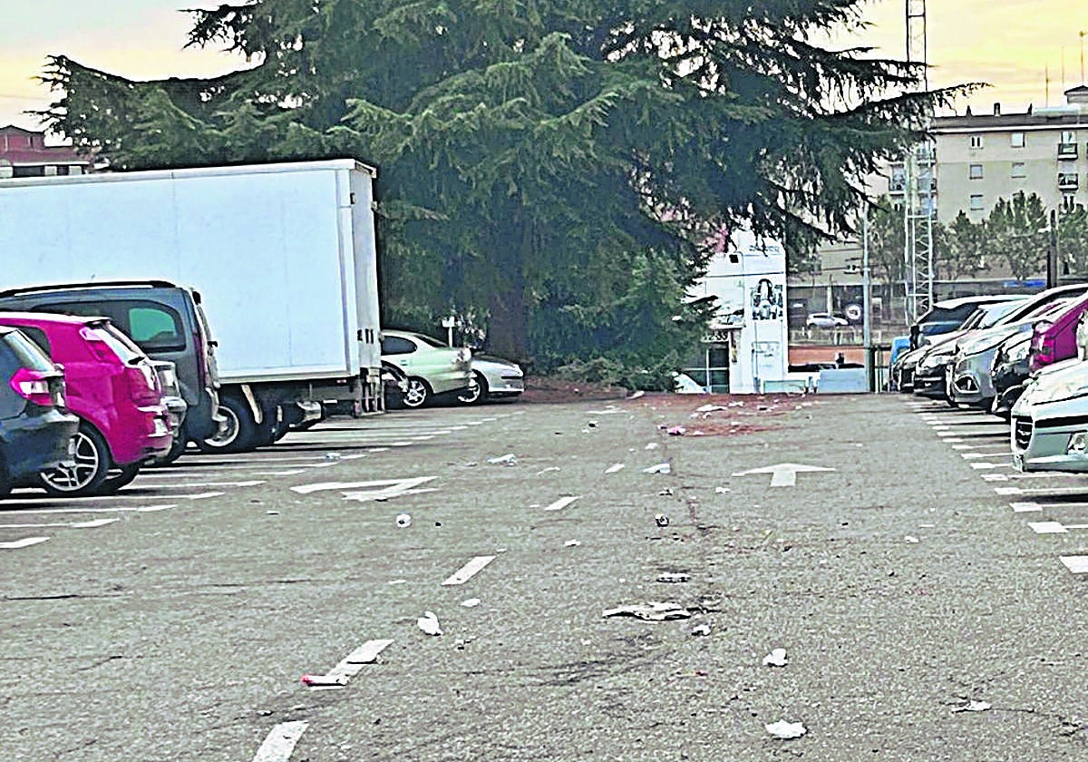 Suciedad en el aparcamiento