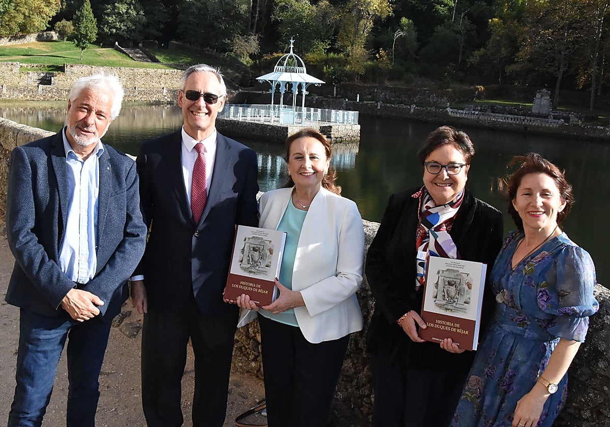 Quince autores recopilan ocho siglos de historia del ducado de Béjar