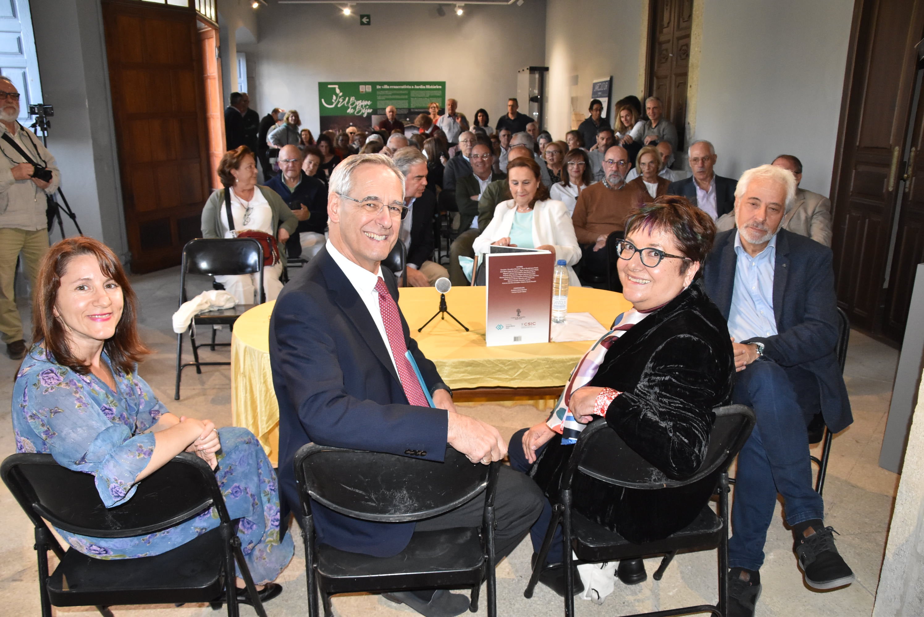 Quince autores recopilan ocho siglos de historia del ducado de Béjar
