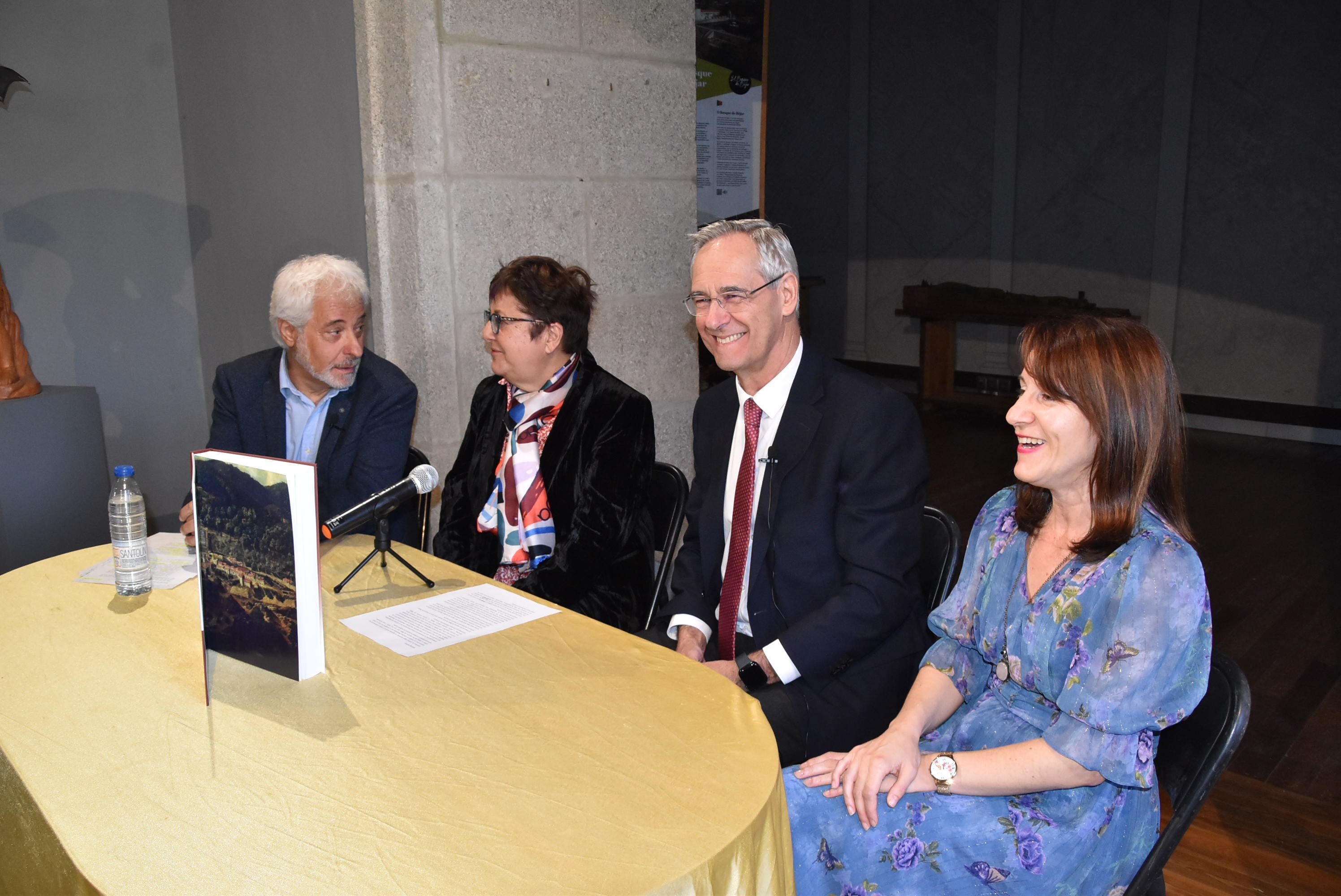 Quince autores recopilan ocho siglos de historia del ducado de Béjar