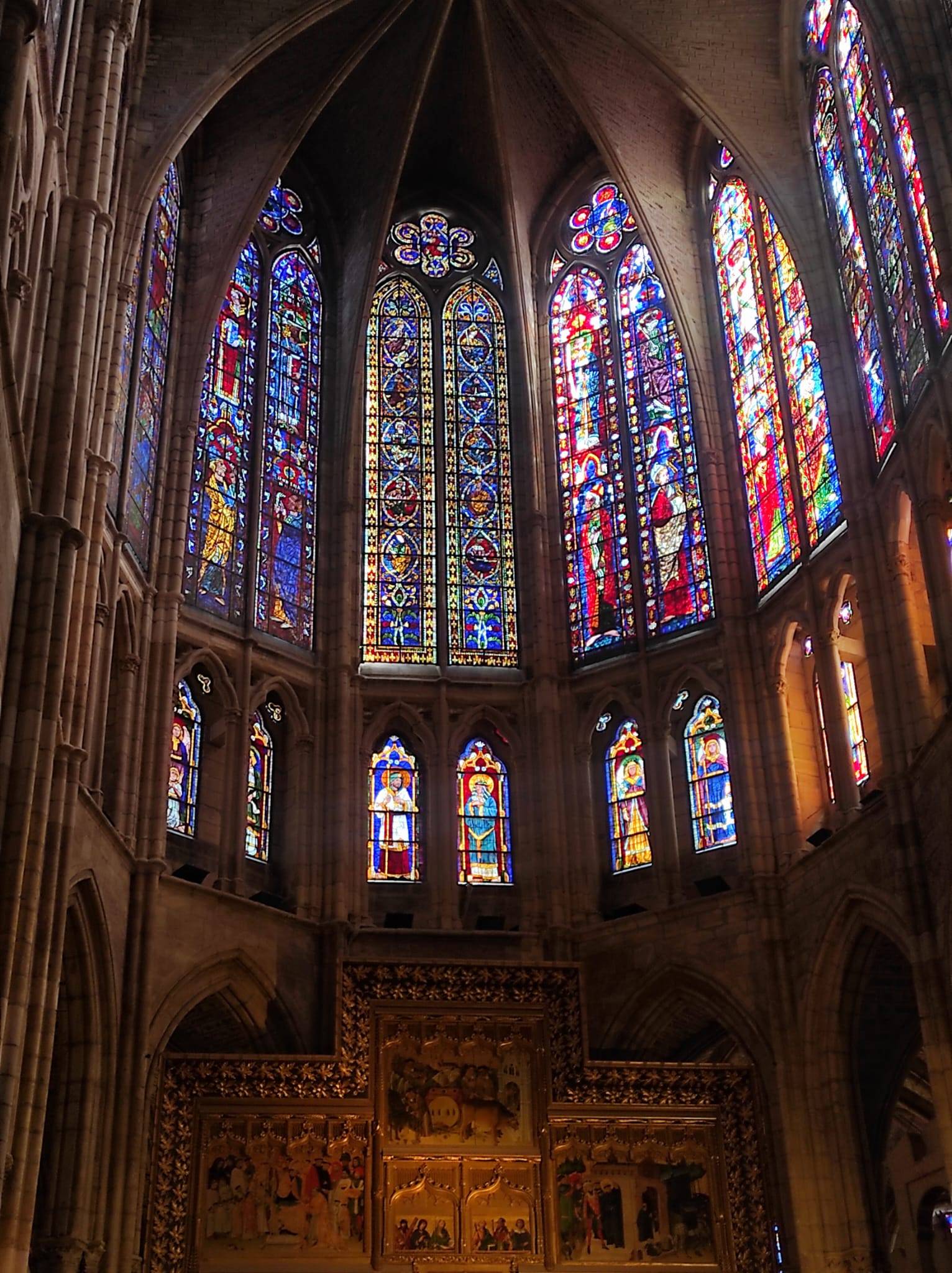 La asociación San Miguel de Peñaranda visita León