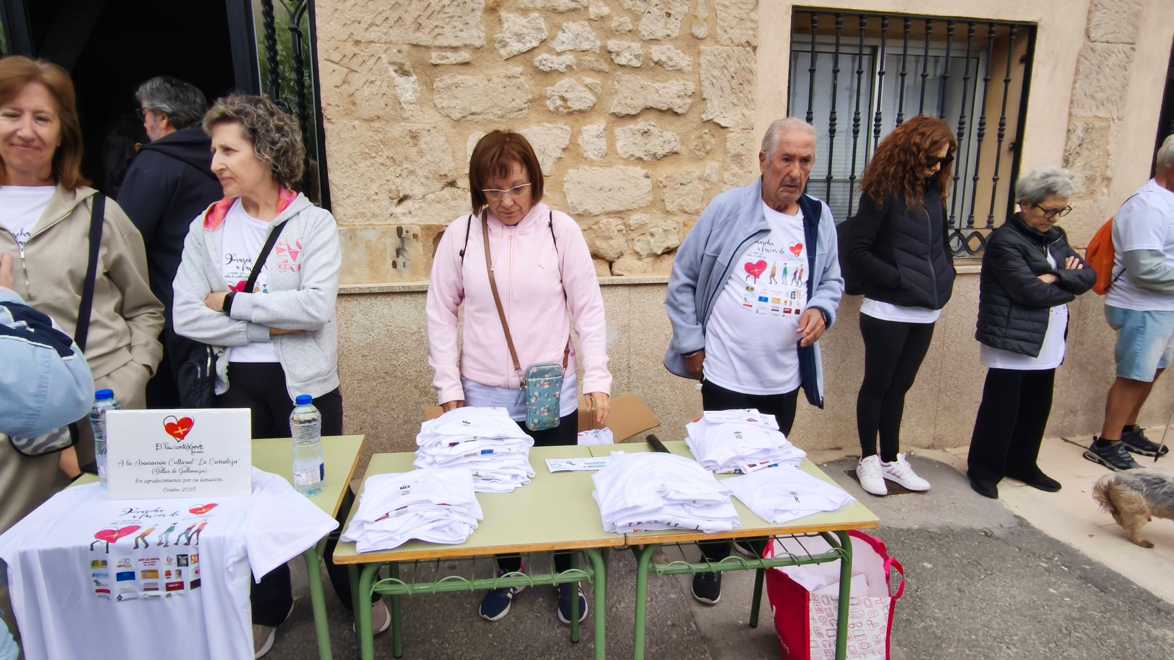 Pasos solidarios a favor del PacienteXperto desde Villar de Gallimazo