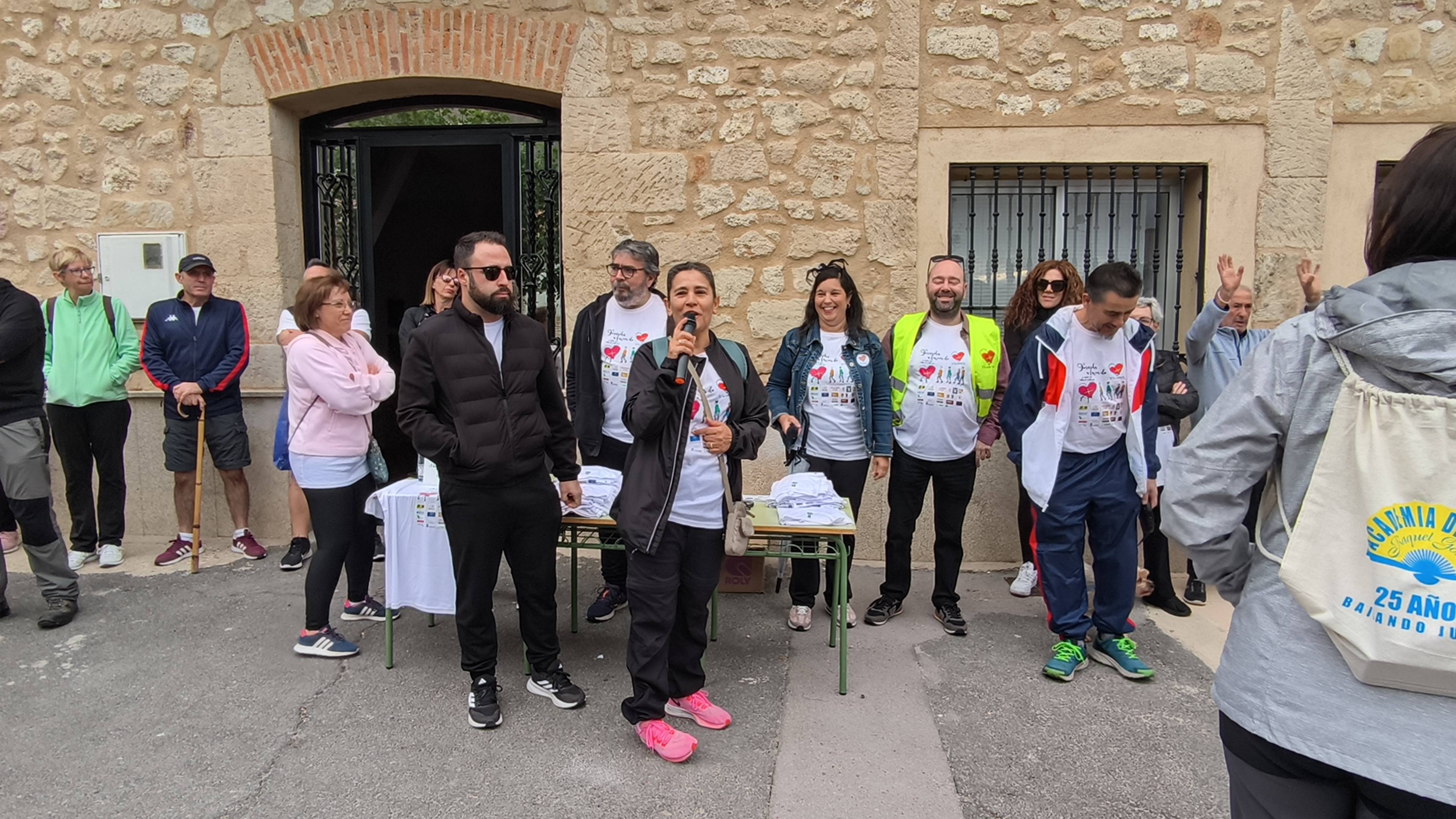 Pasos solidarios a favor del PacienteXperto desde Villar de Gallimazo