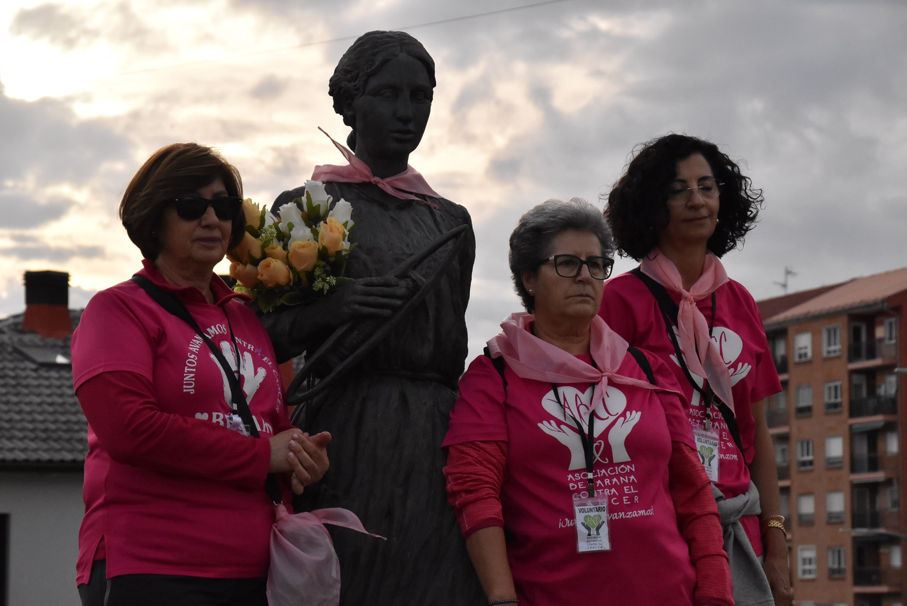 Béjar se tiñe de rosa en apoyo a la lucha contra el cáncer de mama