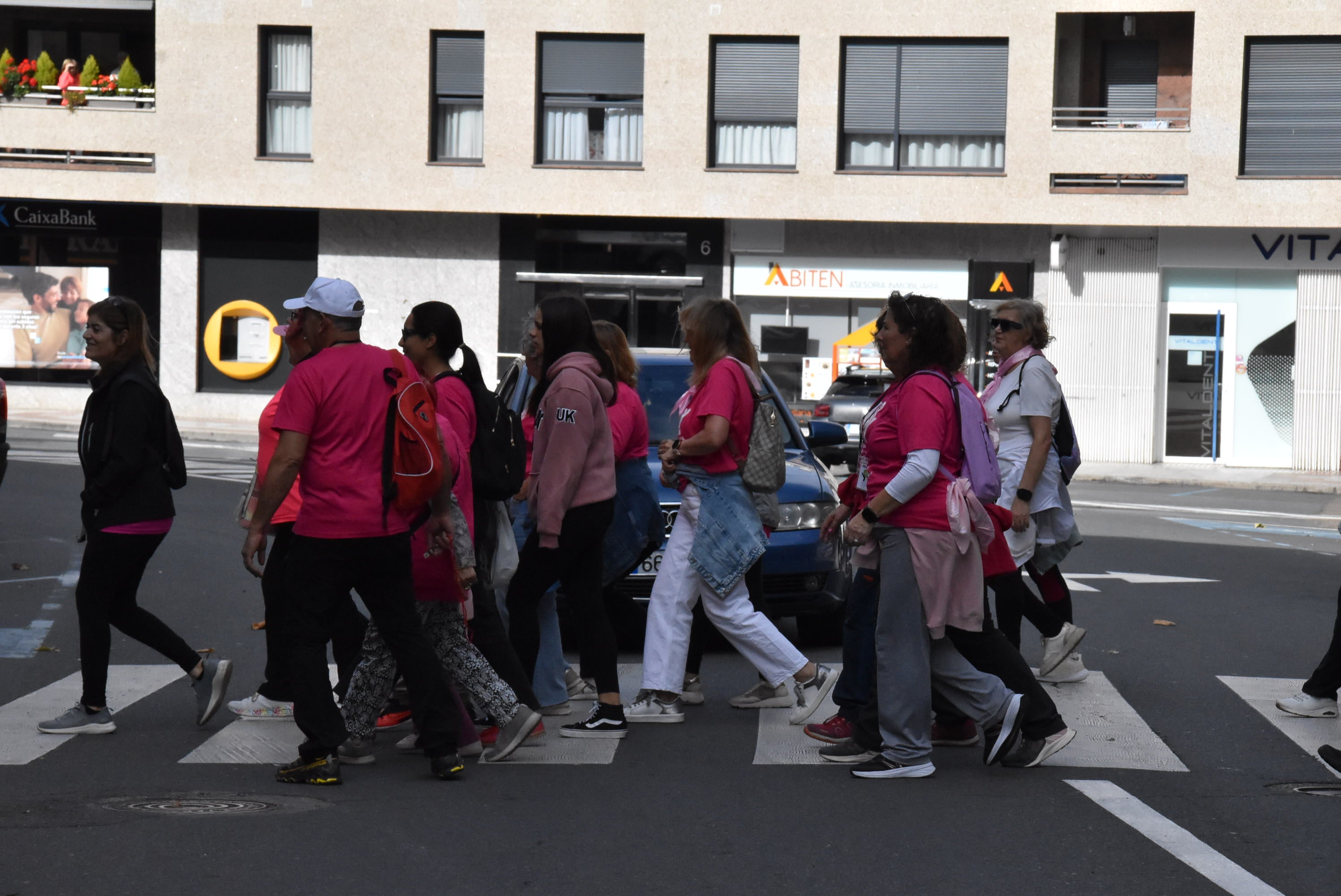 Béjar se tiñe de rosa en apoyo a la lucha contra el cáncer de mama