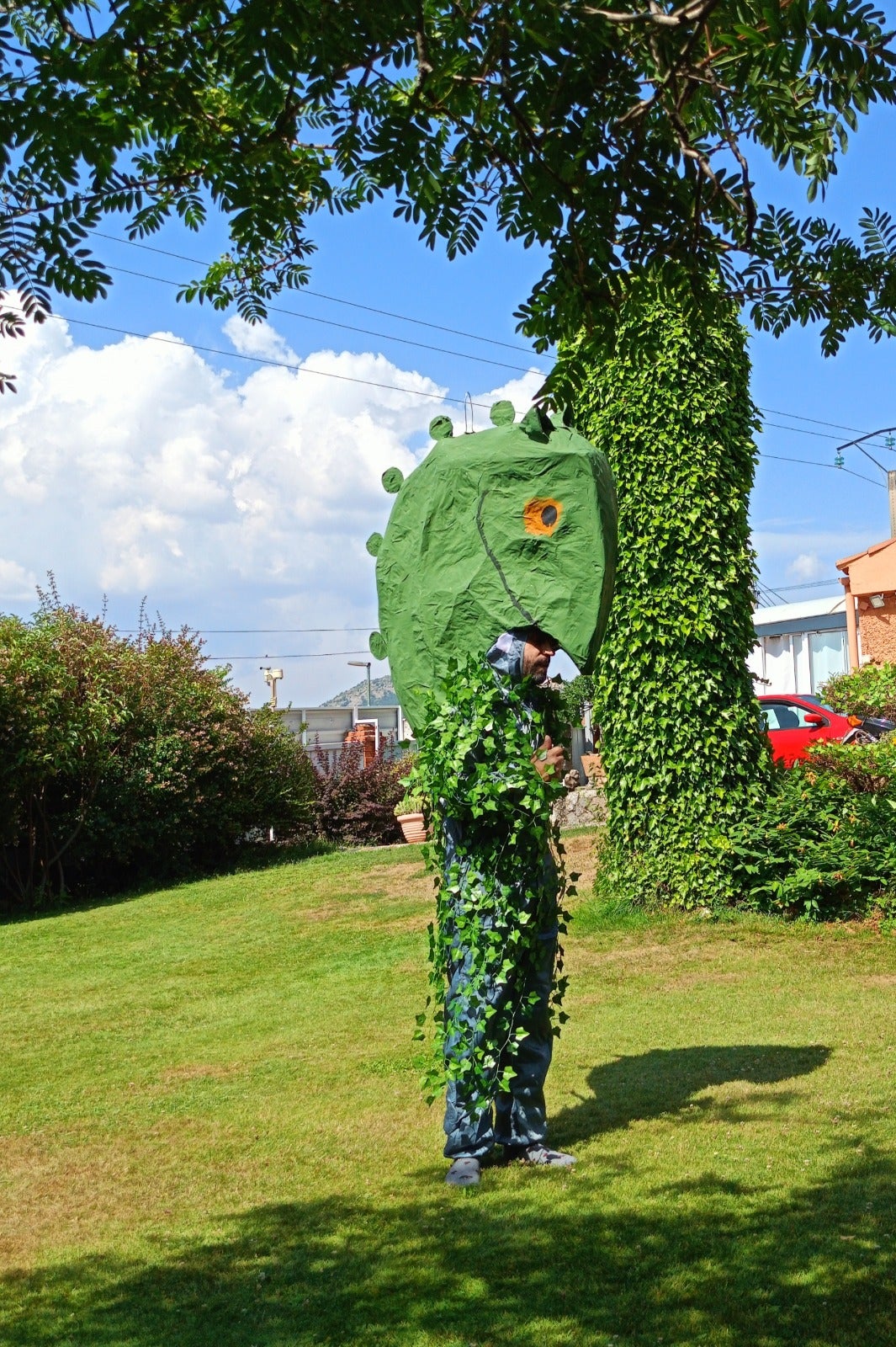 Un ajedrez viviente con homenaje a los Hombres de Musgo de Béjar