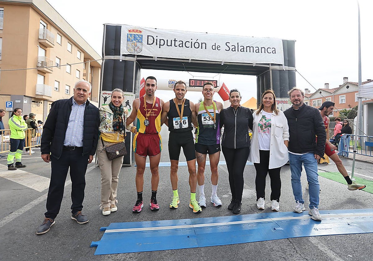 Jesús Prieto y Sandra Santamaría se llevan la Media Maratón de la Diputación