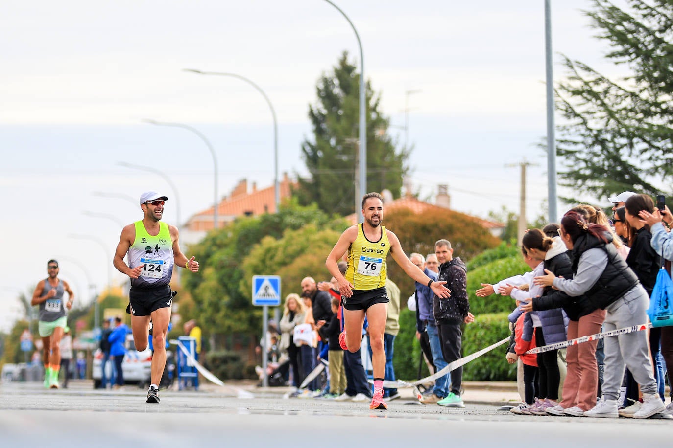 Jesús Prieto y Sandra Santamaría se llevan la Media Maratón de la Diputación