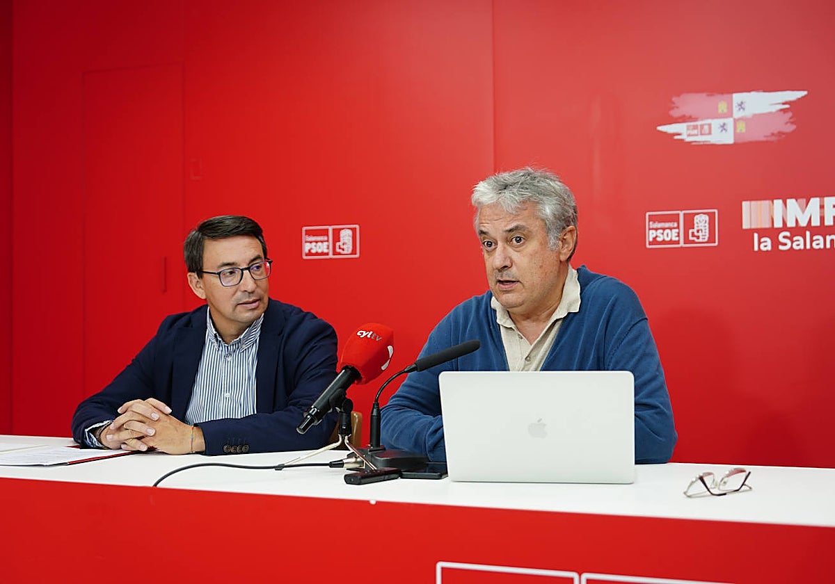 Los socialistas Fernando Pablos y Fernando Rubio.