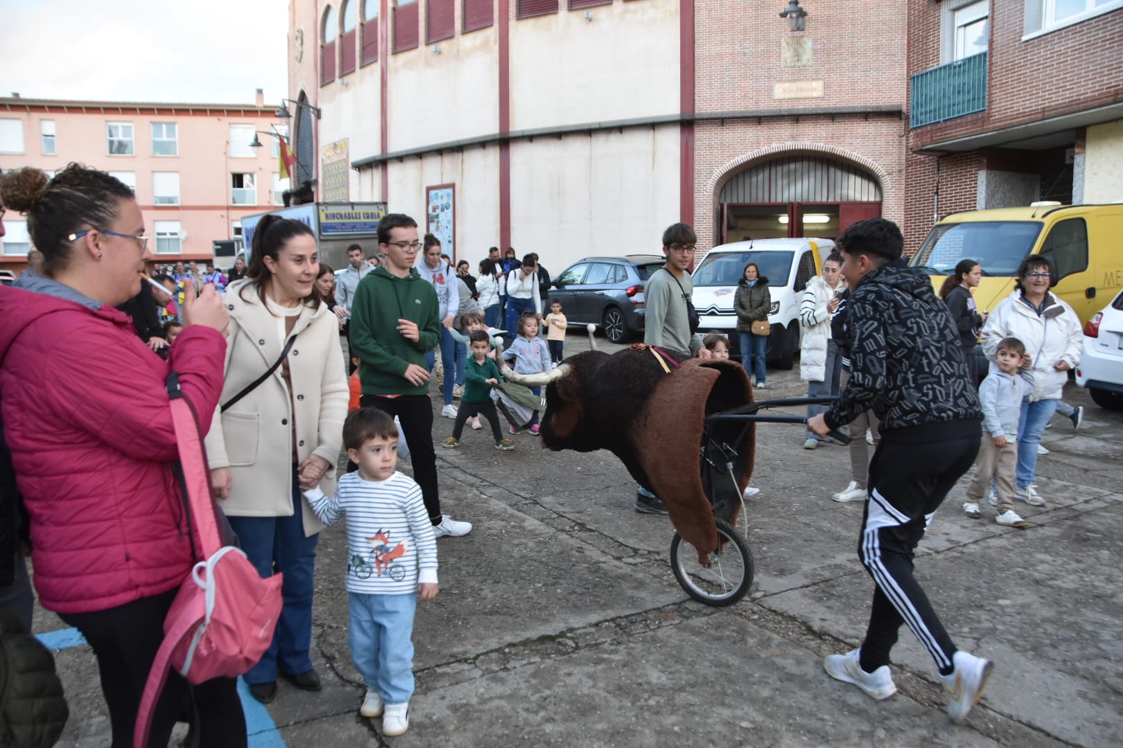 Los niños &#039;toman&#039; Alba de Tormes