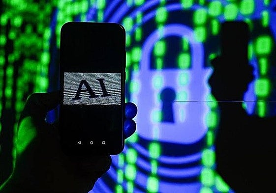 Una persona usa inteligencia artificial.