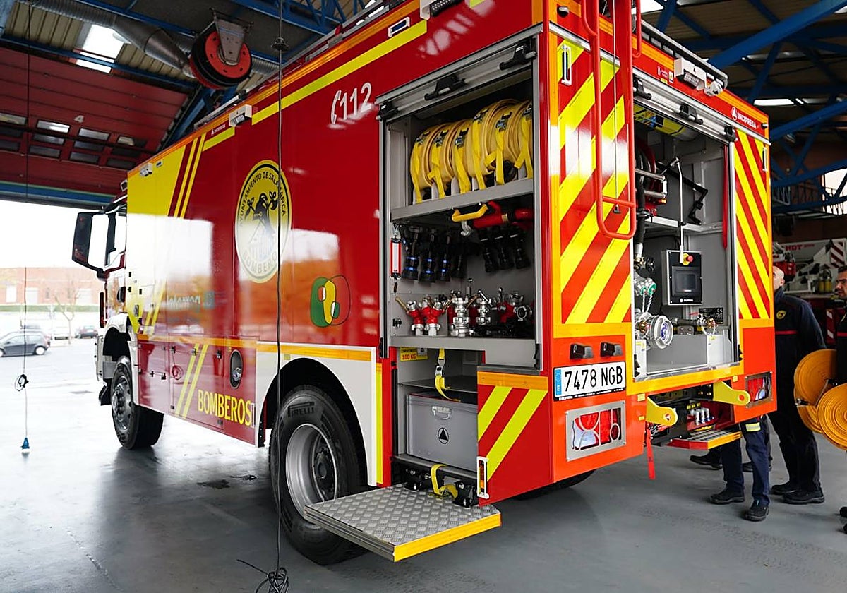 El nuevo camión nodriza del servicio de Bomberos.