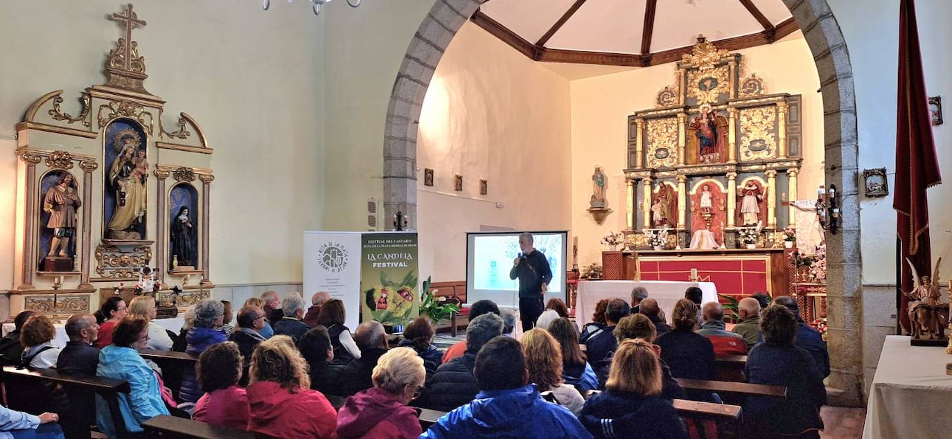 Pasos peregrinos en el Festival de la Candela