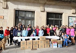 Los alimentos recogidos en la anterior edición del entrenamiento solidario en Alba de Tormes.