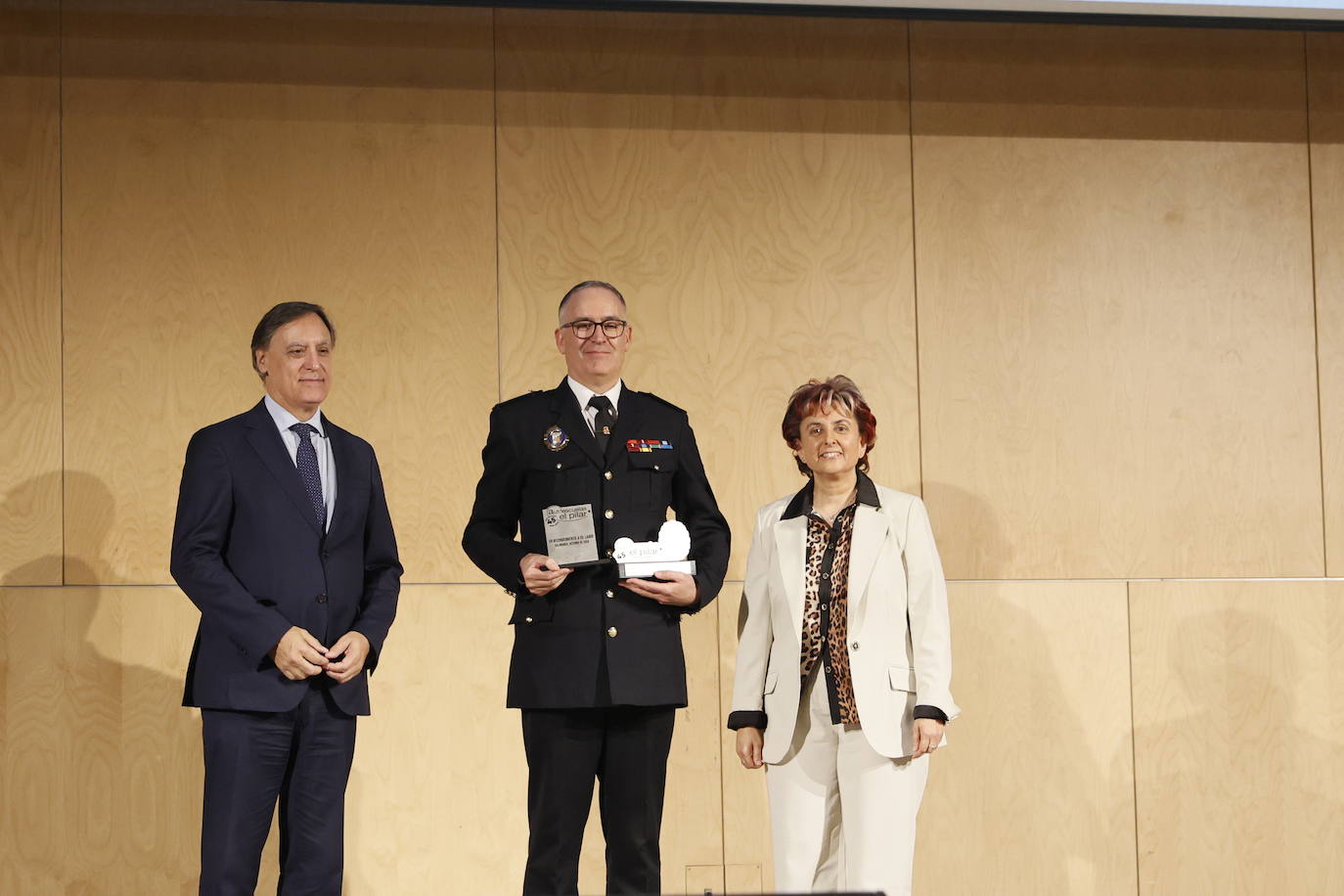 Autoescuelas El Pilar celebra su 45º aniversario