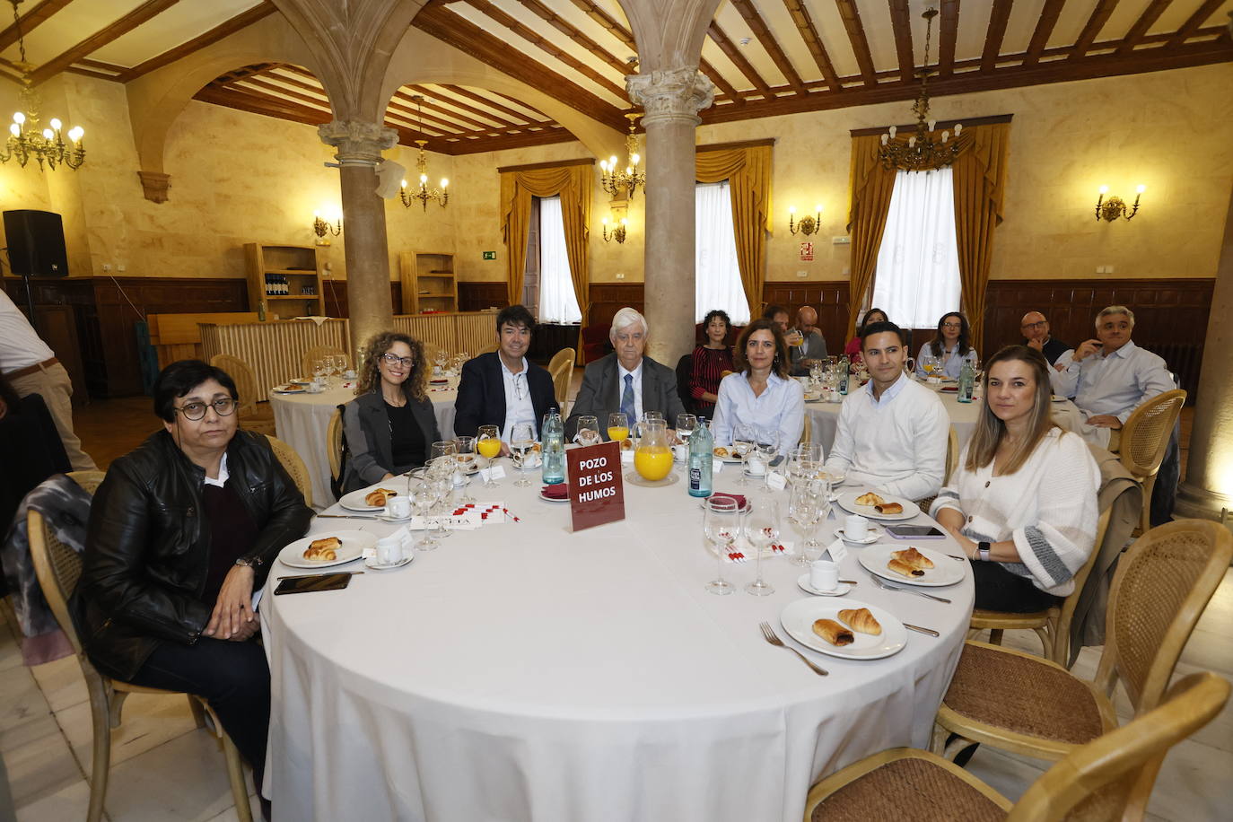 Teresa Martín (Asociación Parkinson Salamanca), Raquel Flores y Carlos García (Limcasalud), Godofredo García (Grupo Limcasa), Susana Sánchez (LA GACETA), Álvaro Molina (Fisiomove) y Sandra Solinger (CSIF Salamanca).