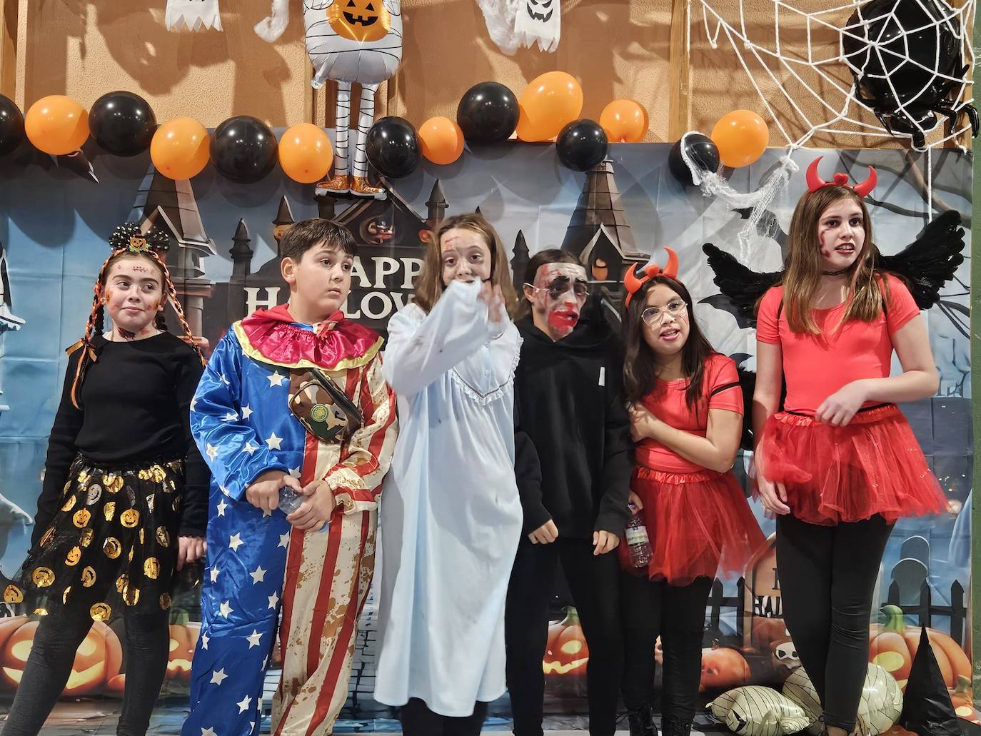 Lumbrales celebra una tarde de Halloween