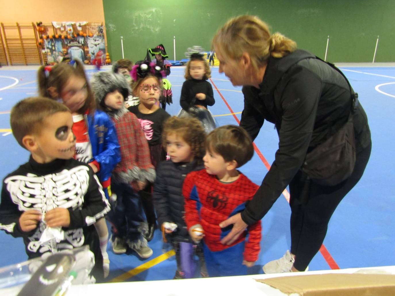 Lumbrales celebra una tarde de Halloween