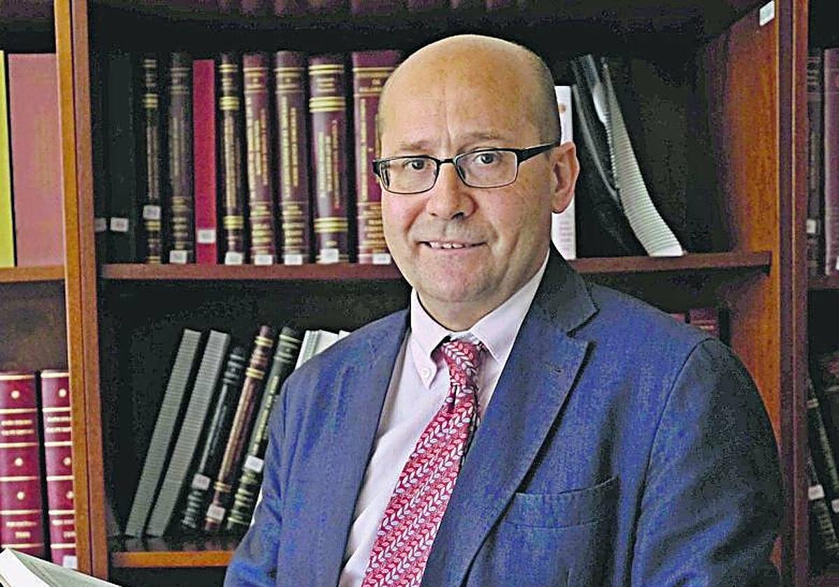 José María Lago, catedrático de Derecho Financiero y Tributario.