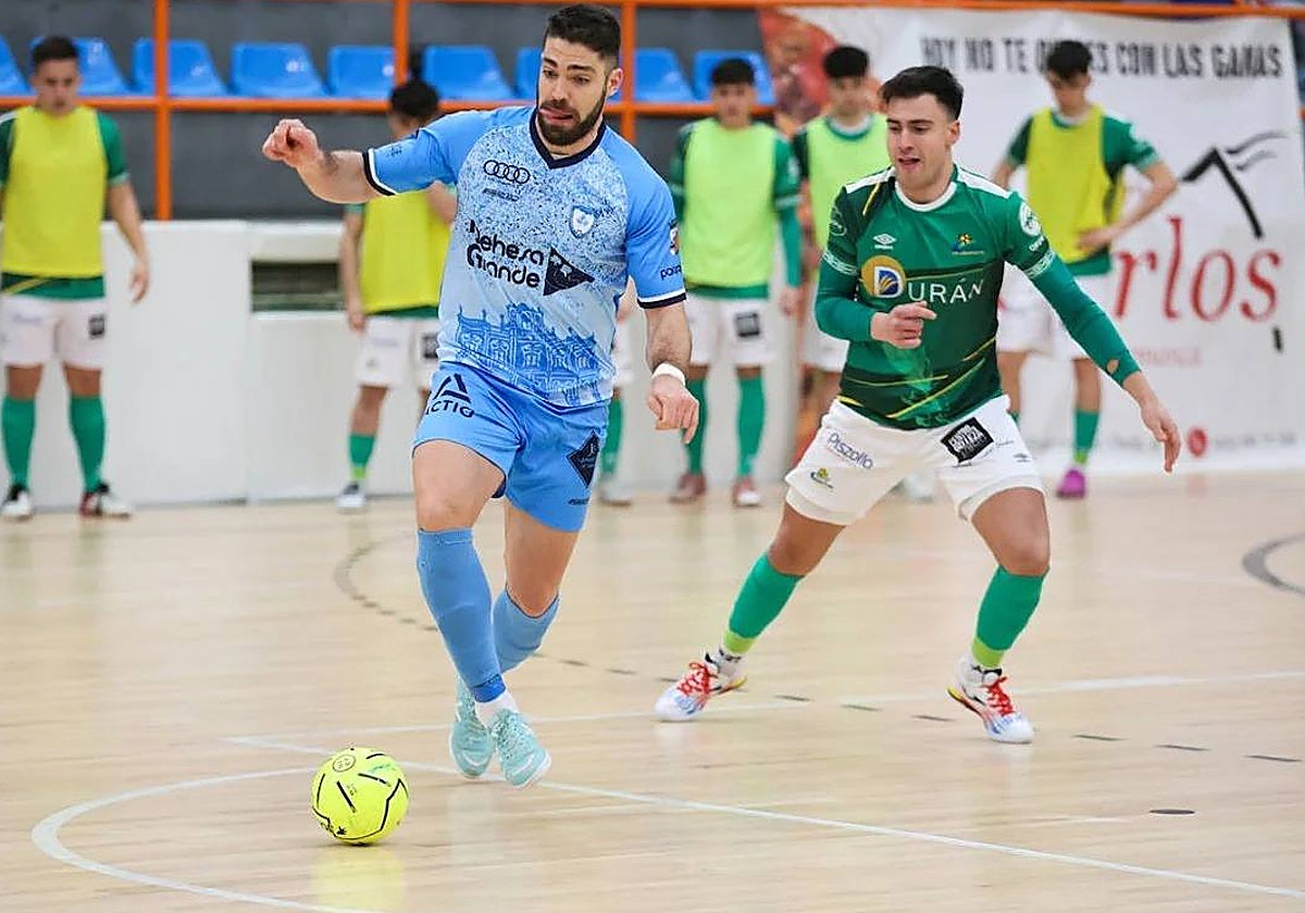 Derbi liguero de la pasada temporada entre el FS Salamanca y el Albense en La Alamedilla.