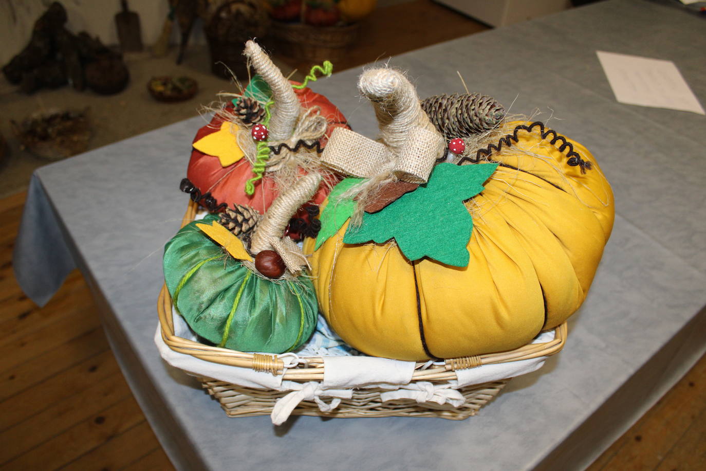 Niños y mayores disfrutan en El Tejado