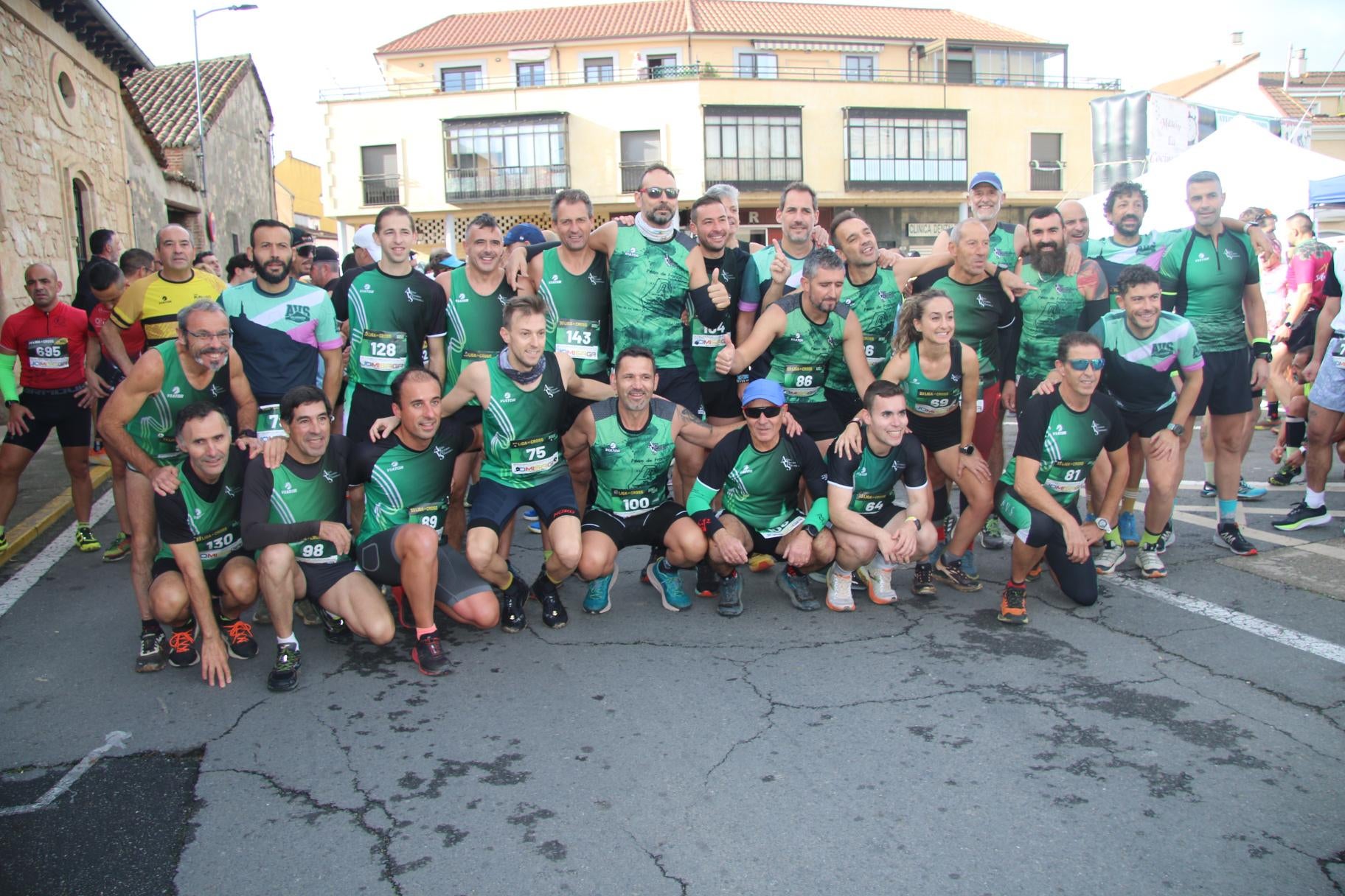 Cabrerizos reúne a 800 atletas en la primera carrera de la XXXIII Liga de Cross