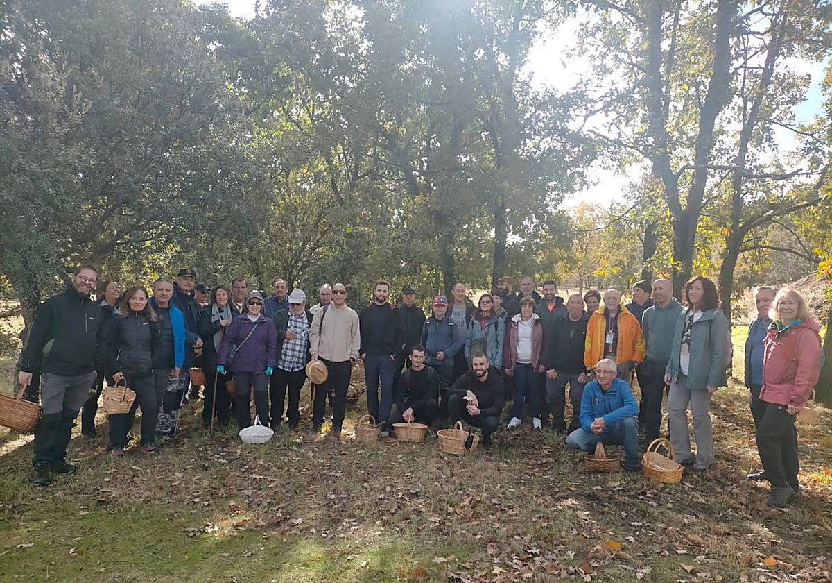 Participantes en la salida organizada en Tamames