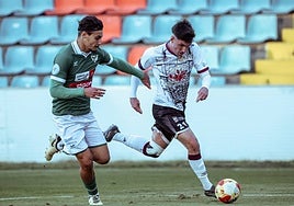 Aimar, extremo del Salamanca UDS, en una de sus internadas durante el partido.