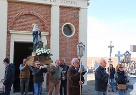 Procesión y cultos religiosos en recuerdo de los difuntos de Peñaranda de Bracamonte