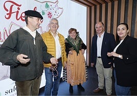 José Fernando Luengo, Manuel Ramos, Mayte Hernáncez, Juan Carlos Zaballos y Noemí Rodríguez, en la presentación de la fiesta de la Matanza Típica