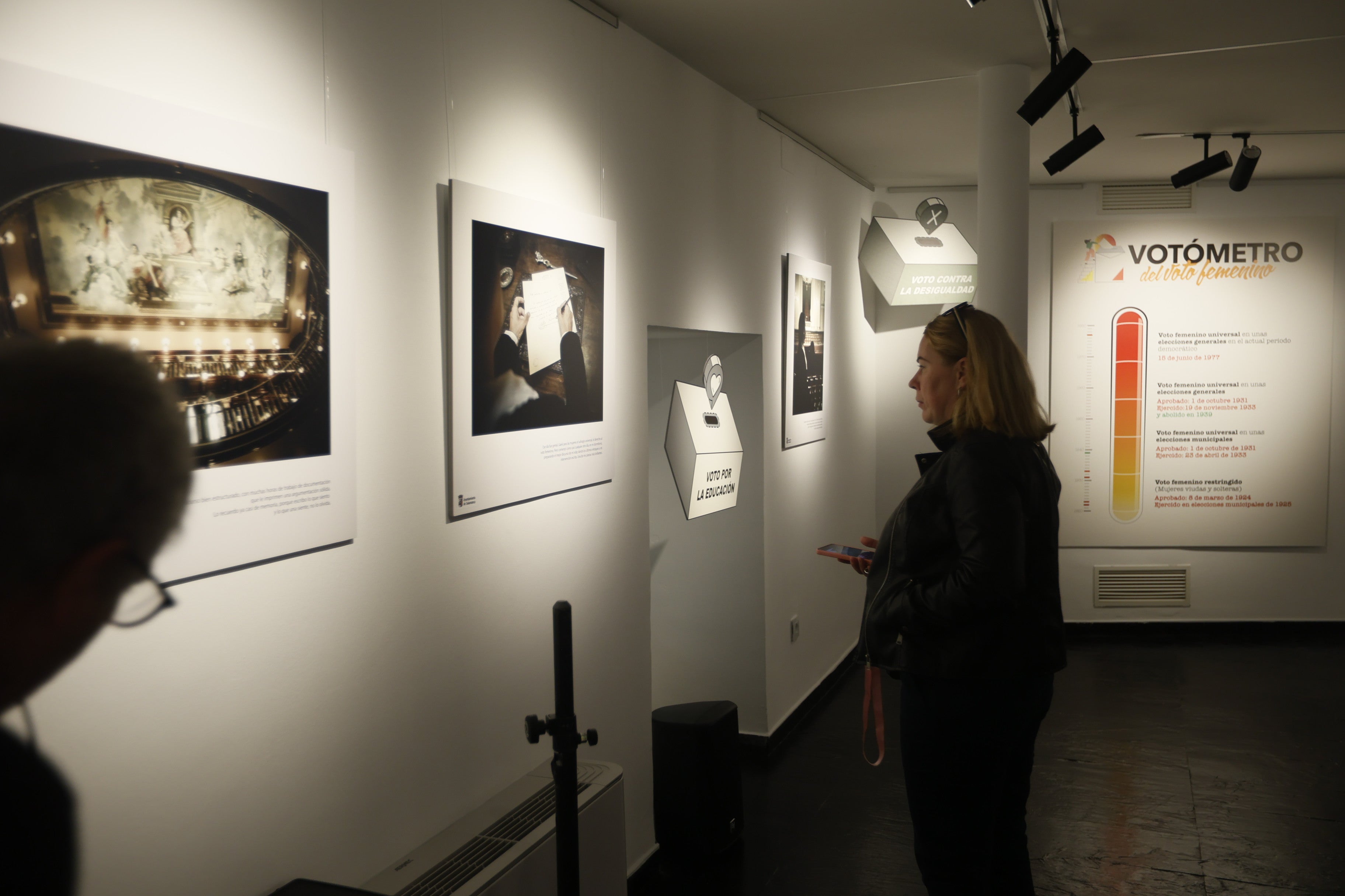 En la piel de Clara Campoamor a través de 16 imágenes que viajan al año 1931